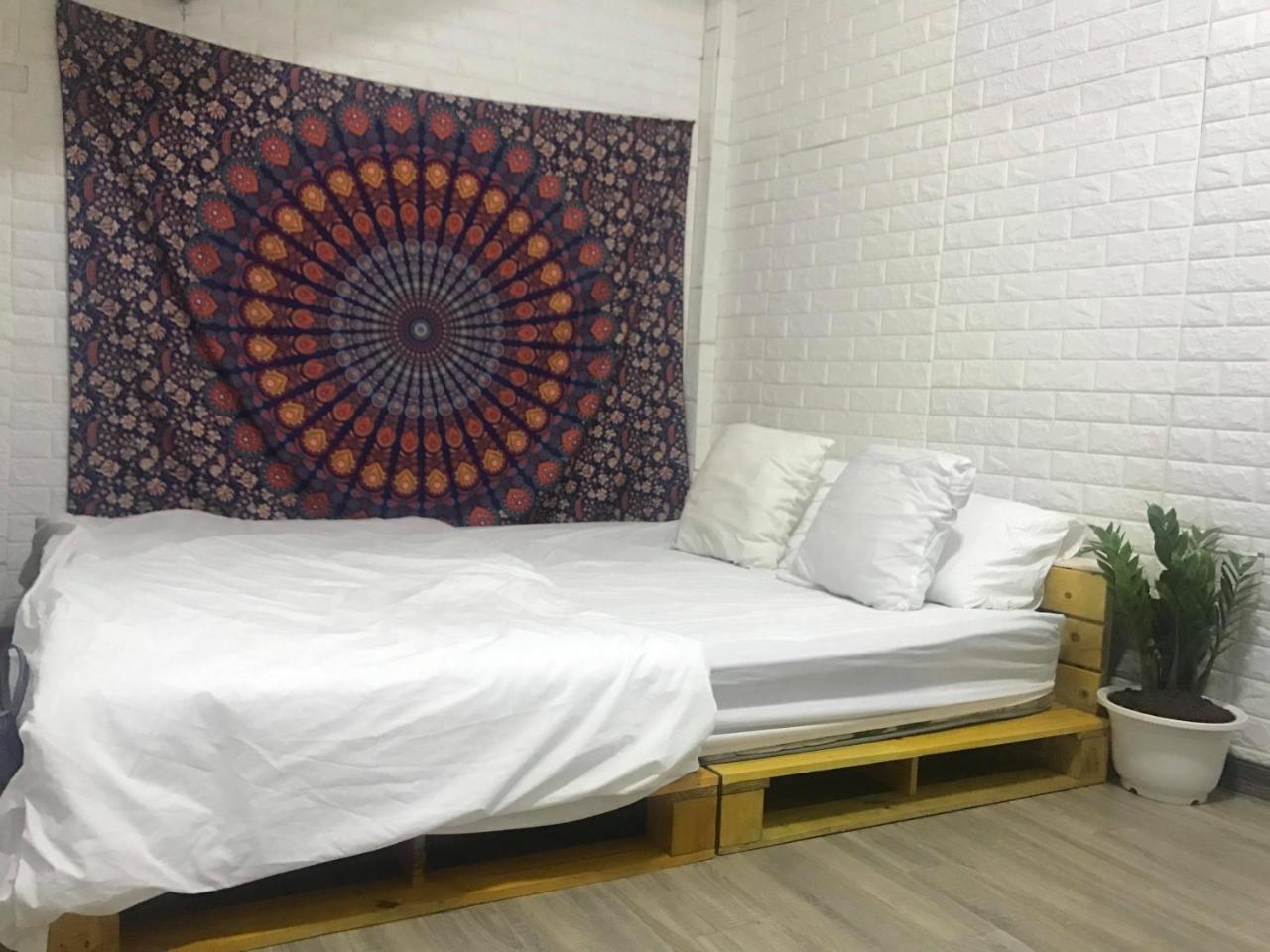Dreamcatcher Homestay Hanoi Bagian luar foto
