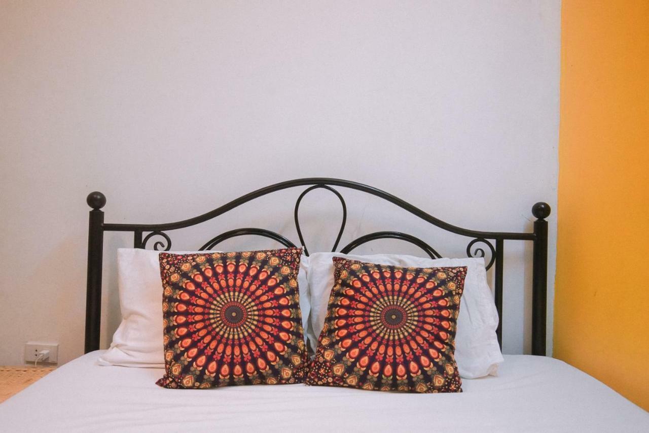 Dreamcatcher Homestay Hanoi Bagian luar foto